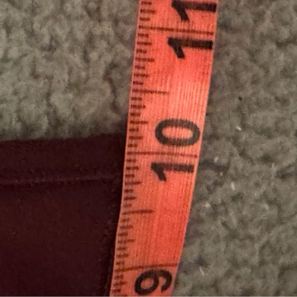 Vuori Chilled Out Bootcut Color Burgundy Size Small x 31” - Picture 11 of 12